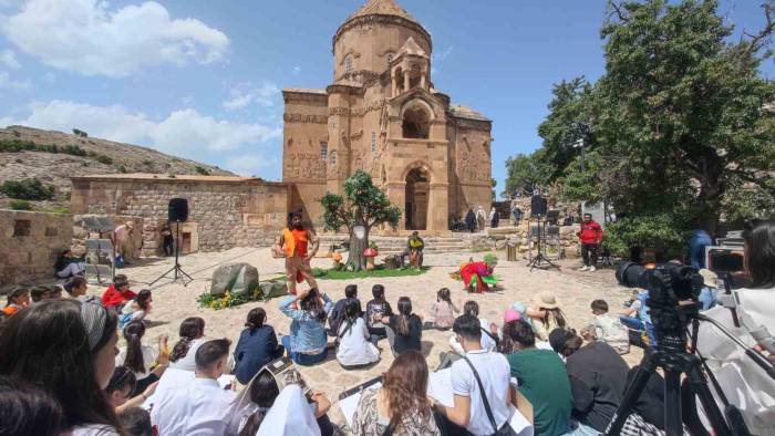 Akdamar Adası’nda Görkemli Final