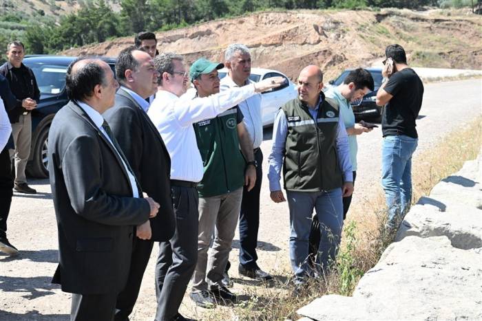 Vali Ünlü, Akhisar’da İncelemelerde Bulundu