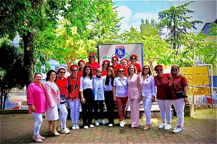 Bursa Kız Lisesi Mezunları Mantı Gününde Buluştu