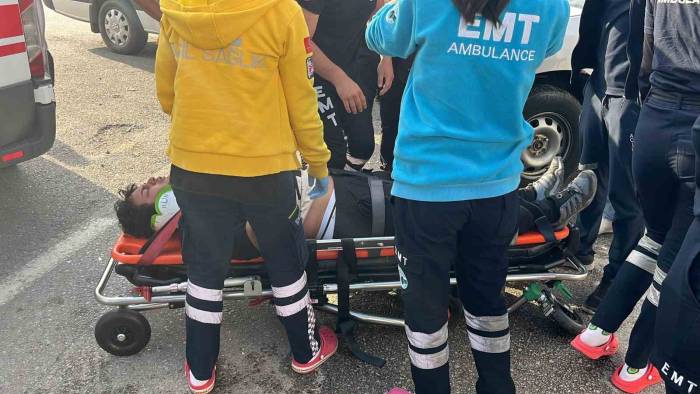 İşçi Servisi İle Cip Çarpıştı: 7 Yaralı