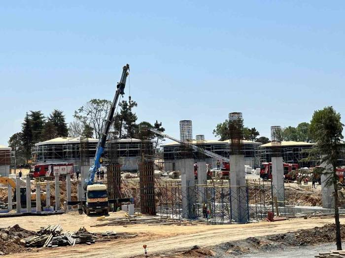 Prof. Dr. Feriha Öz Acil Durum Hastanesinde Yangın Paniği