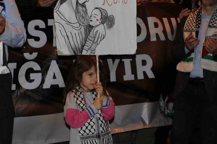 Ankara Filistin Dayanışma Platformu’ndan İsrail’in Refah’a Gerçekleştirdiği Saldırılara Protesto Yürüyüşü