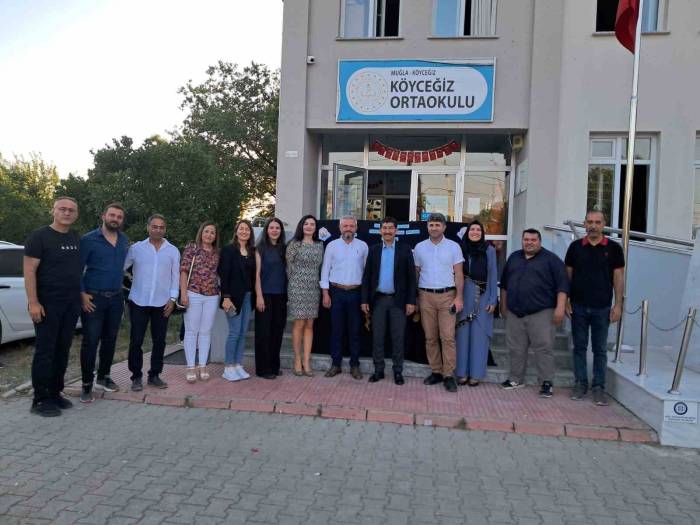 Öğrenciler Yılsonu Şenliğinde Yeteneklerini Sergiledi