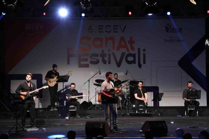 Esenler’de 6. Esev Sanat Festivali Başladı