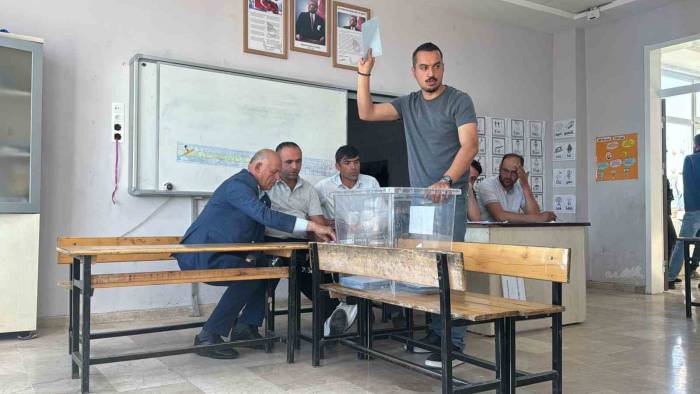 Güneykaya Belediye Başkanını Seçti