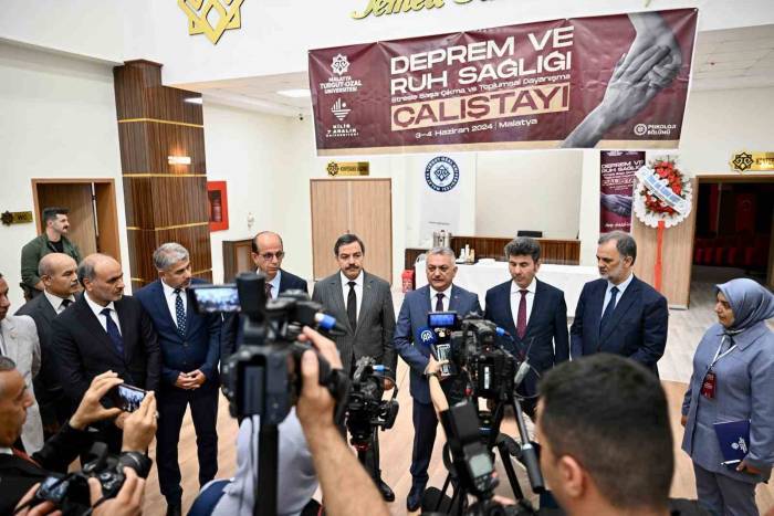 Malatya’da ‘Deprem Ve Ruh Sağlığı Çalıştay’ı Düzenlendi