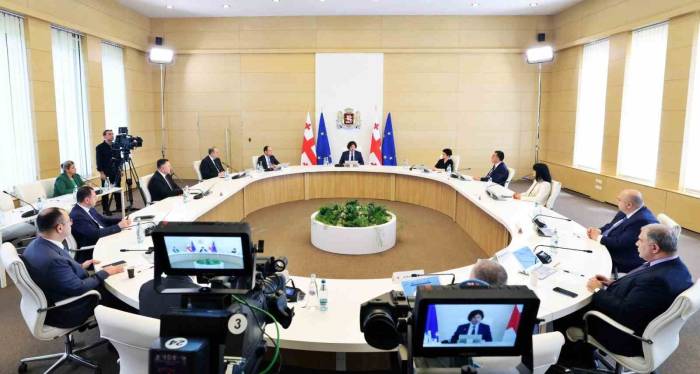 Gürcistan’da “Yabancı Etkinin Şeffaflığı” Yasası Yürürlüğe Girdi