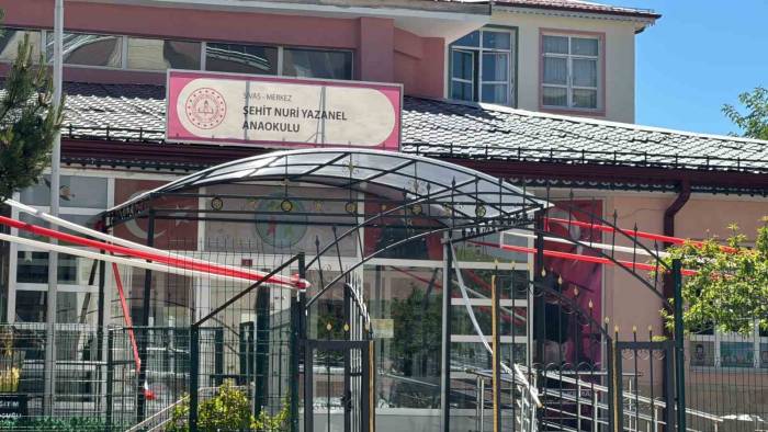 Anaokulunda Bir Anda Yere Yığıldı, Hastanede Hayatını Kaybetti