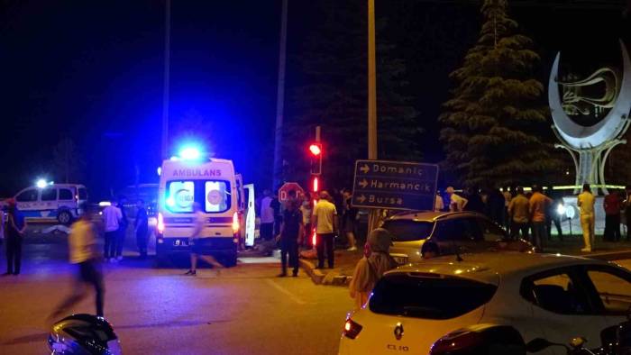 Tavşanlı’da Otomobilin Motosiklete Çaptığı Feci Kaza Kamerada: 2 Ölü