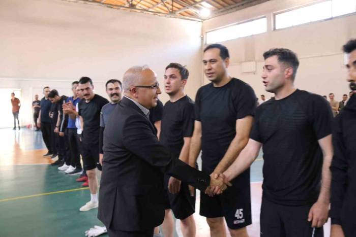 Ağrı’da Polis Futsal Turnuvası Tamamlandı