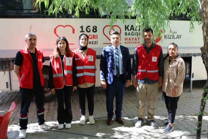 Kaymakam Özçelik: “Kan Candır, Kan Vermek Can Vermektir”