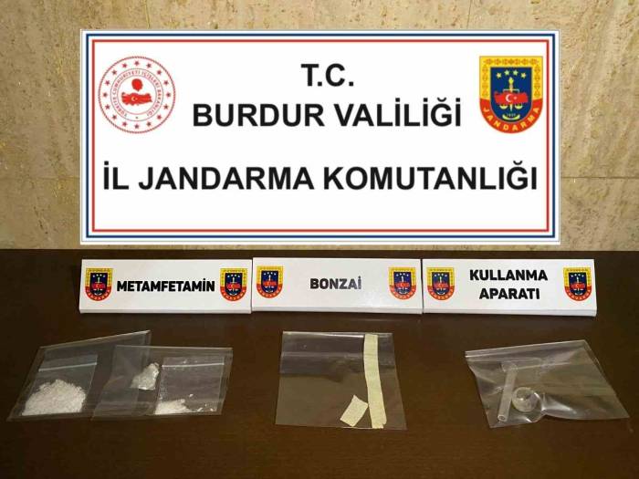 Burdur’da Kaçakçılık Yaptığı Tespit Edilen 8 Şüpheli Tutuklandı