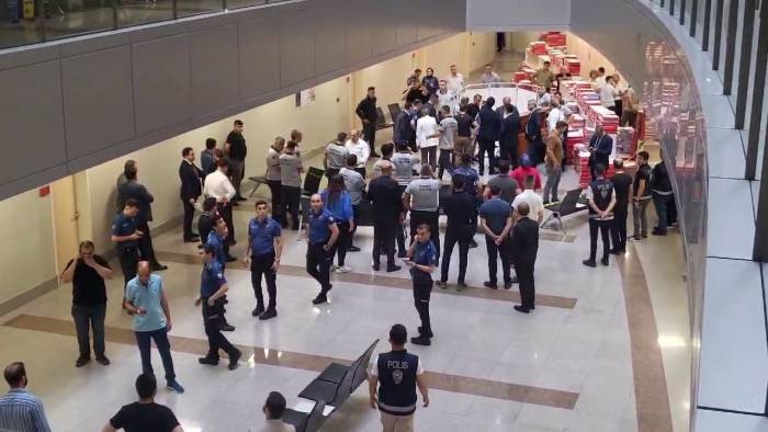 Çağlayan Adliyesi’nde Tutuklandığını Öğrenen Şüpheli İntihar Etti
