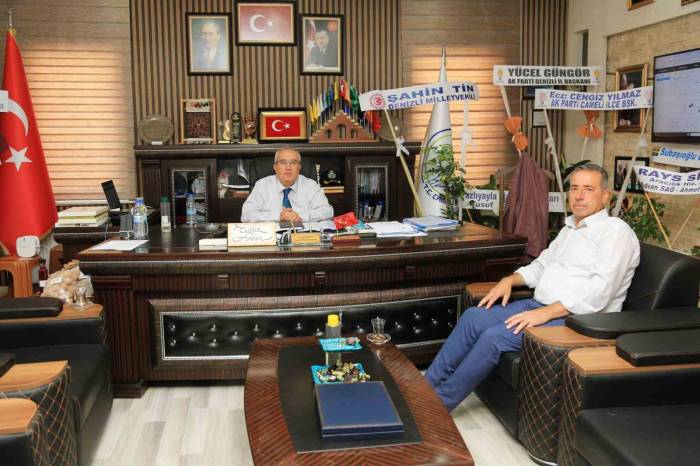 Muhtarlar, Belediye Başkanı Cengiz Arslan İle Bir Araya Geldi