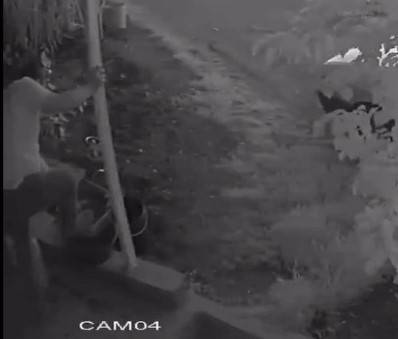 Husumetlisinin Evini Kurşunlayan Saldırganı Kıyafetine Yapışan Ot Ele Verdi