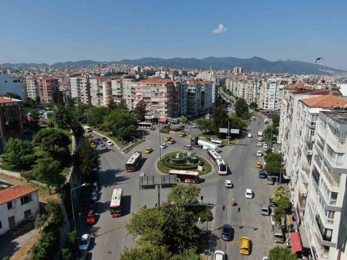 İzmir’de Eski Evlerin Bile Kira Fiyatları Piyasanın Üzerinde