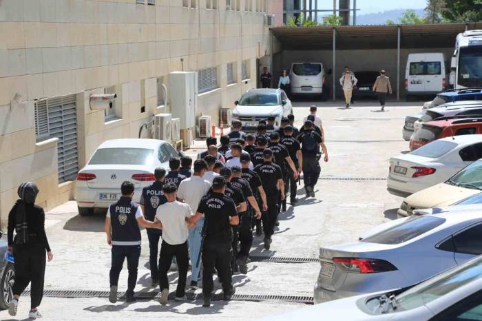 Elazığ Merkezli 6 İlde Örgütlü Olarak Nitelikli Dolandırıcılık Operasyonu: 29 Gözaltı