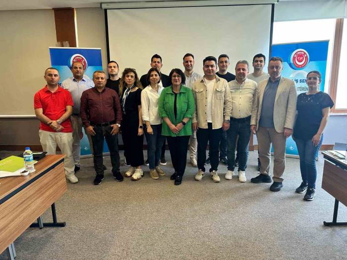 Giresun’da Banka Çalışanlarına "Stres İle Başa Çıkma Ve Öfke Kontrolü" Eğitimi Verildi