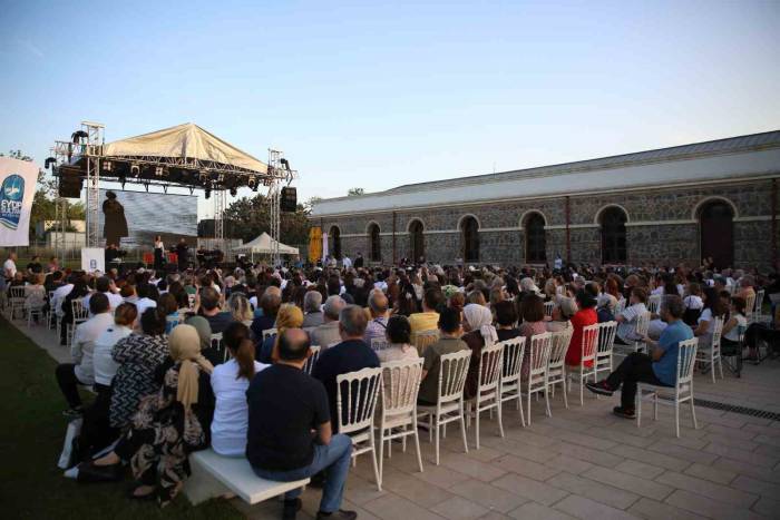 Usta Şair Nazım Hikmet Eyüpsultan’da Anıldı