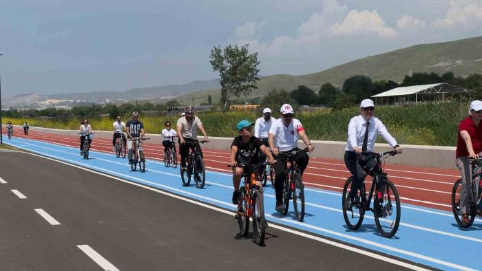 Sincan Park’ta Pedallar Sağlık İçin Çevrildi