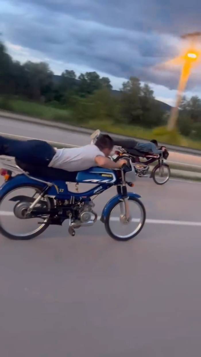 Tokat’ta Motosikletlilerin Tehlikeli Yolculuğu