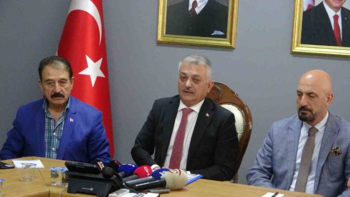 Vali Yazıcı, “Typ Kalıcı Kamu Personeli Olmanın Bir Yolu Değildir”