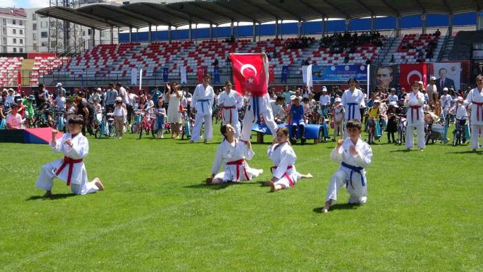 Spor Van Projesinin Kapanış Töreni Yapıldı