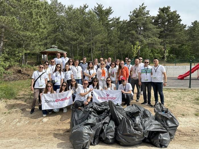 Zorlu Enerji Kıvılcımları Çevre Temizliği Yaptı