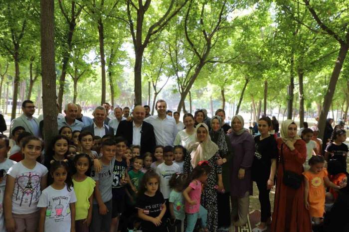 Ahmet Akın Gönen’de Halka Buluştu