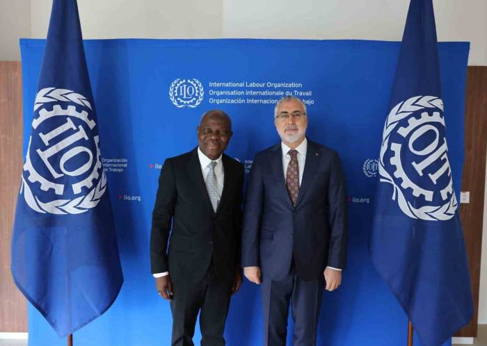 Çalışma Ve Sosyal Güvenlik Bakanı Işıkhan İsviçre’de