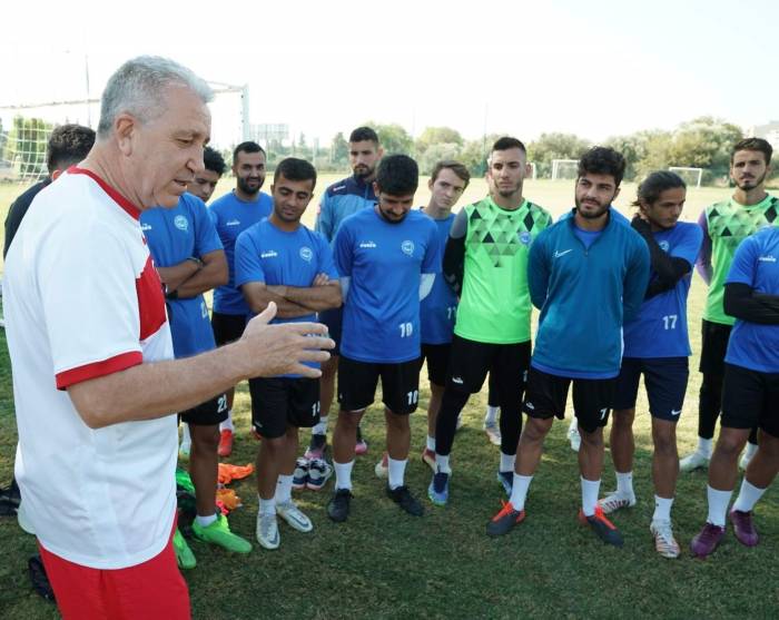 Ege Üniversitesi Futbolda Türkiye Şampiyonu Oldu