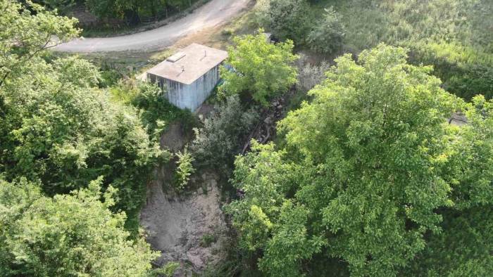 Köyün İçme Suyu Deposu Heyelan Tehlikesiyle Karşı Karşıya