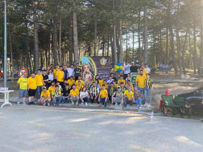 Bilecik Genç Fenerbahçeliler Mangal Partisinde Buluştu