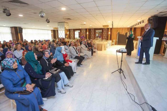 Sandıkçı: “Güçlü Aile Güçlü Toplum İlkemizden Taviz Vermeyeceğiz”