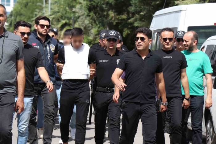 İş Adamına Hastane Bahçesinde Kurşun Sıkan Saldırgan Yakalandı