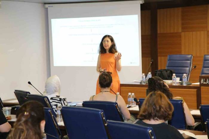 Altso’da Kadın Girişimcilere Dijital Pazarlama Anlatıldı