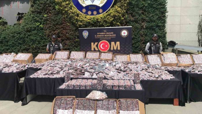 İstanbul’da Uyuşturucu Operasyonu: Toplam 355 Bin 904 Tablet Hap Ele Geçirildi