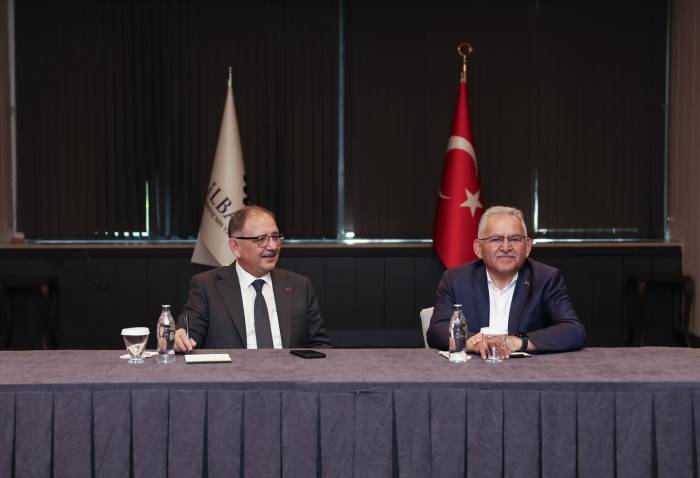 Başkan Büyükkılıç, Bakan Özhaseki İle Çalışmaları Değerlendirdi