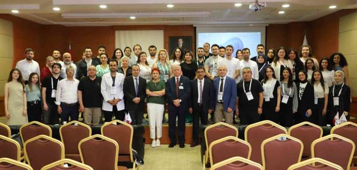 Mezuniyet Sonrası İç Hastalıkları Eğitim Kursu