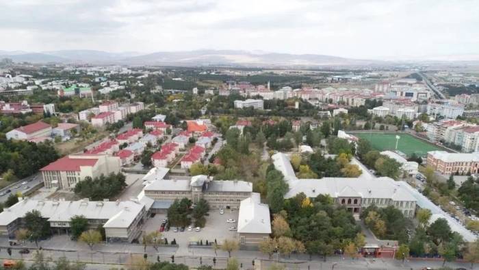 Milli Savunma Bakanı Güler, Erzurum Heyetini Kabul Etti