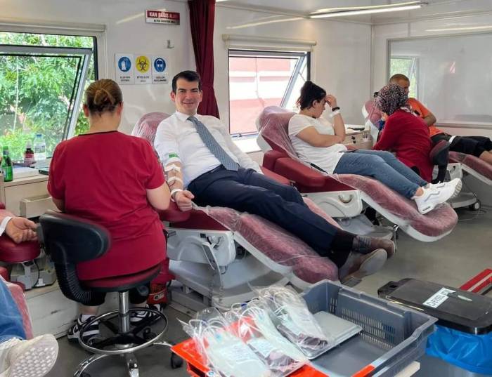 Sungurlu Kaymakamı Köksal Kan Bağışı Yaptı