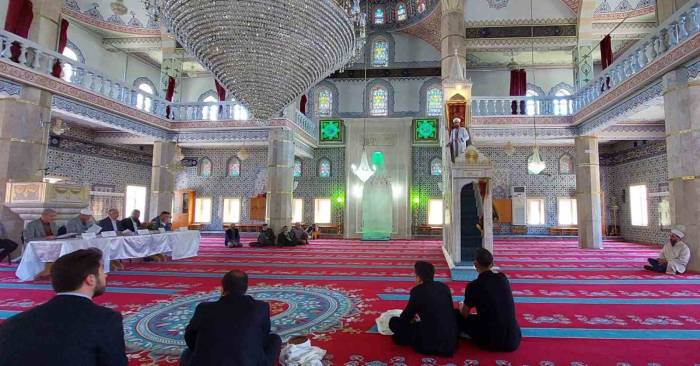 "Etkili Hutbe Sunumu" İçin Ter Döktüler