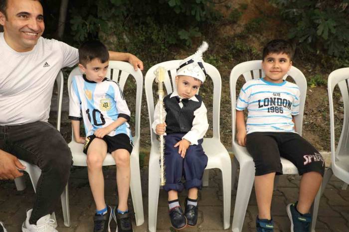 Eyüpsultan Belediyesi’nden Toplu Sünnet Şöleni