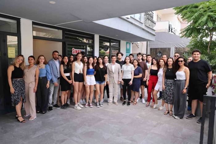 Başkan Ünlü, Yks’ye Girecek Gençlerle Buluştu