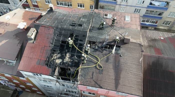 Sultangazi’de 12 Yaşındaki Çocuk Çay Demlemek İsterken Yangın Çıktı