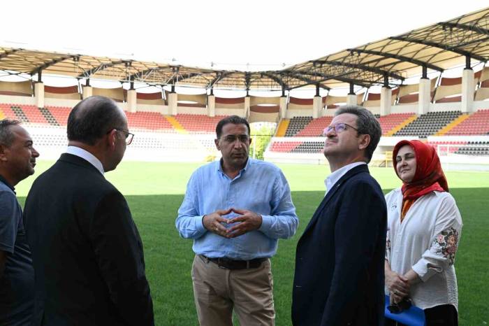 Vali Ünlü Turgutlu’da İncelemelerde Bulundu