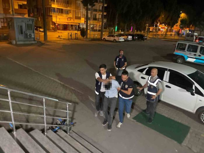 Öz Kızına Cinsel İstismarda Bulunan Baba Yakalandı