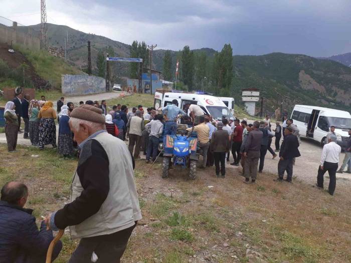 Siirt’te Üzerine Yıldırım Düşen Genç Kız Yaralandı