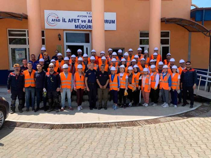 Aydın Gençlik Ve Spor İl Müdürlüğü Personelleri Arama-kurtarma Eğitimi Aldı