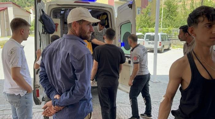 Bitlis’te Patpat Devrildi: 8 Yaralı